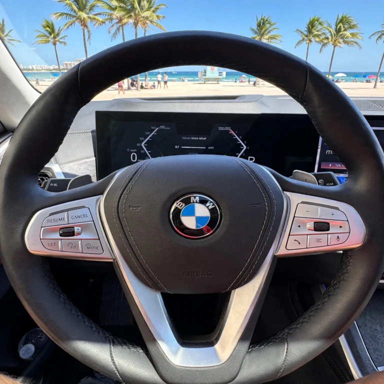 BMWX7_28
