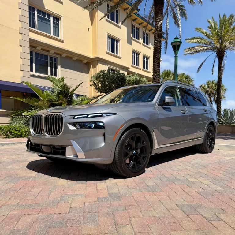 BMWX7_4
