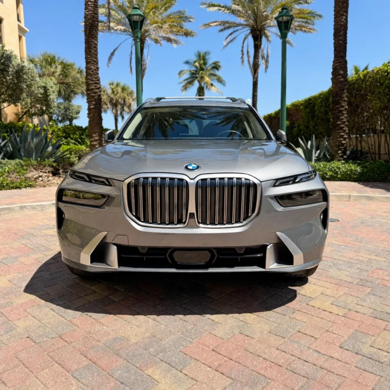 BMWX7_7